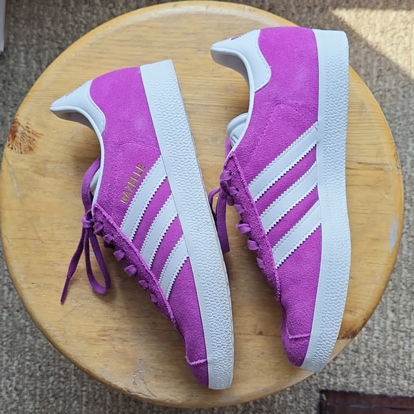 Adidas Gazelles Shock Purple size 5 women's - Picture 4 of 8